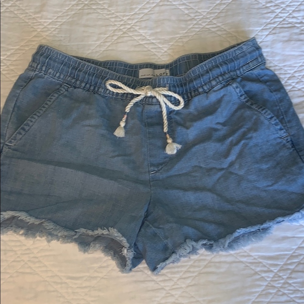 Loft Drawstring Frayed Shorts - Picture 4 of 8